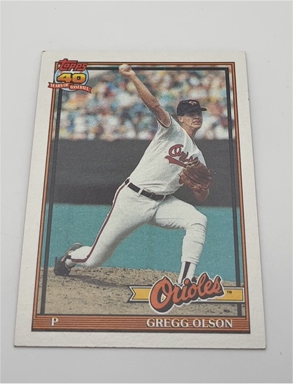 1991 Topps #10 Gregg Olson — front