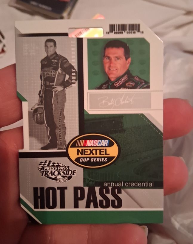 2005 Press Pass Trackside Hot Pass Bobby Labonte — front