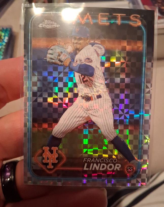 2024 Topps Chrome #137 Francisco Lindor — front