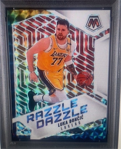 2024-25 Panini Mosaic Razzle Dazzle Luka Dončić — front