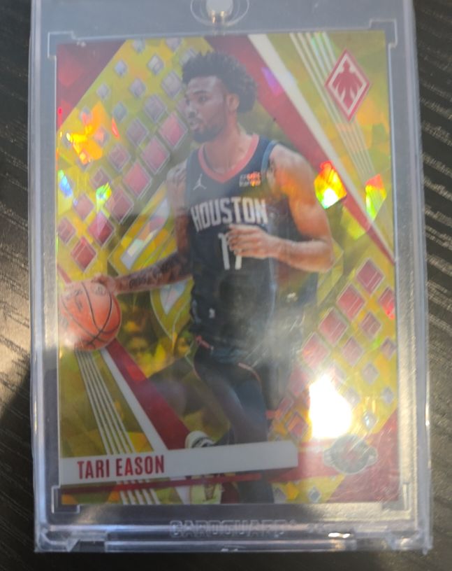 2023-24 Panini Phoenix Pink #143 Tari Eason — front