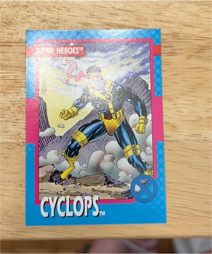 1992 Impel Marvel Super Heroes #17 Cyclops — front