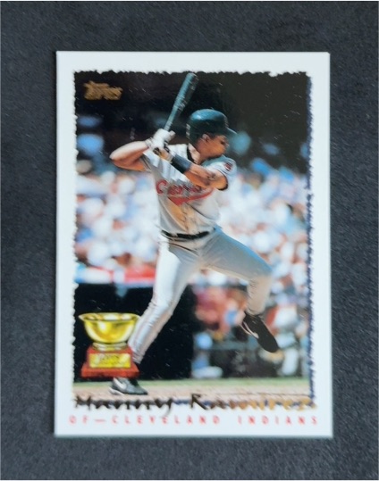 1995 Topps #577 Manny Ramirez — front