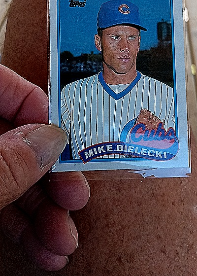 1989 Topps #668 Mike Bielecki — front