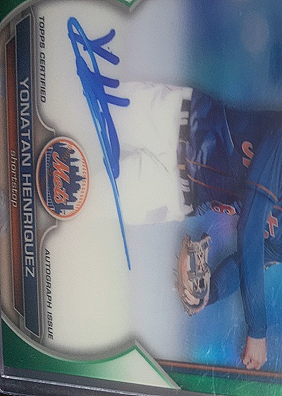 2023 Topps #AUTOGRAPH ISSUE Yonatan Henriquez — front