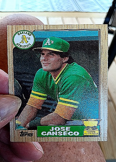 1987 Topps #620 Jose Canseco — front