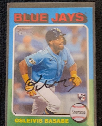 2024 Topps Heritage #387 Osleivis Basabe — front