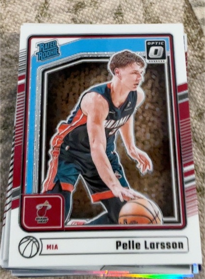 2024-25 Panini Donruss Optic #293 Pelle Larsson — front