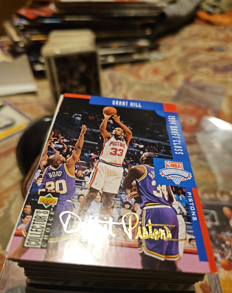 1994-95 Upper Deck Collector's Choice #409 Grant Hill — front