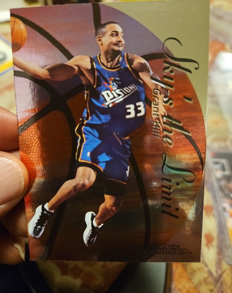 1999-00 Skybox Dominion Sky's the Limit #3SL Grant Hill — front