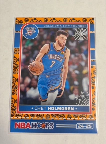 2024-25 Panini Haunted Hoops #185 Chet Holmgren — front