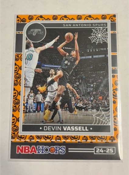 2024-25 Panini NBA Haunted Hoops #24-25 Devin Vassell — front