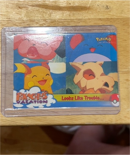 1999 Topps Pokemon The First Movie #44 Looks Like Trouble... — front