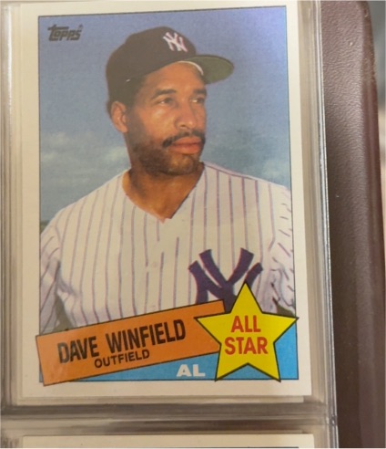 1985 Topps #705 Dave Winfield — front