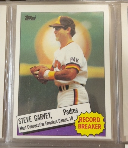1985 Topps #2 Steve Garvey — front