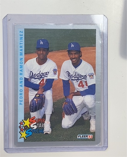1993 Fleer #354 Pedro Martinez / Ramon Martinez — front