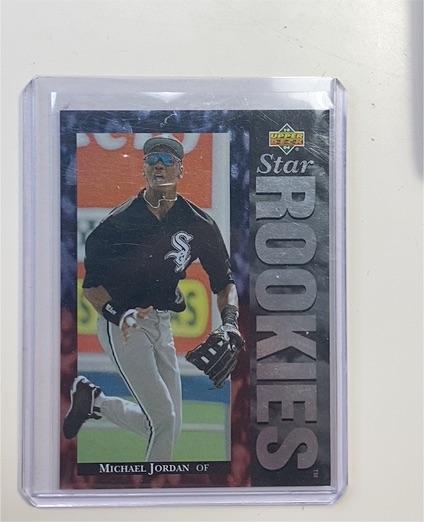1994 Upper Deck #19 Michael Jordan Star Rookies — front