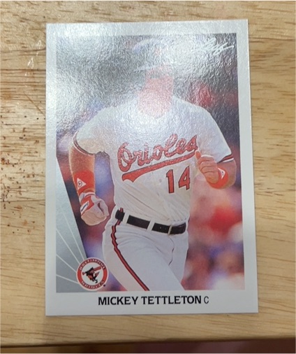 1990 Leaf #14 Mickey Tettleton — front
