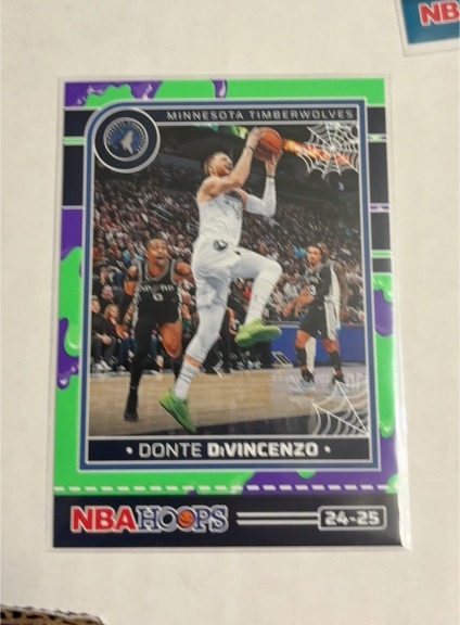 2024-25 Panini NBA Haunted Hoops #33 Donte DiVincenzo — front