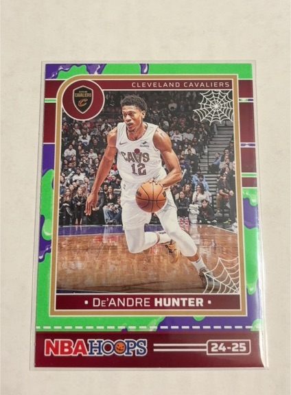 2024-25 Panini NBA Hoops Haunted Hoops #109 De'Andre Hunter — front