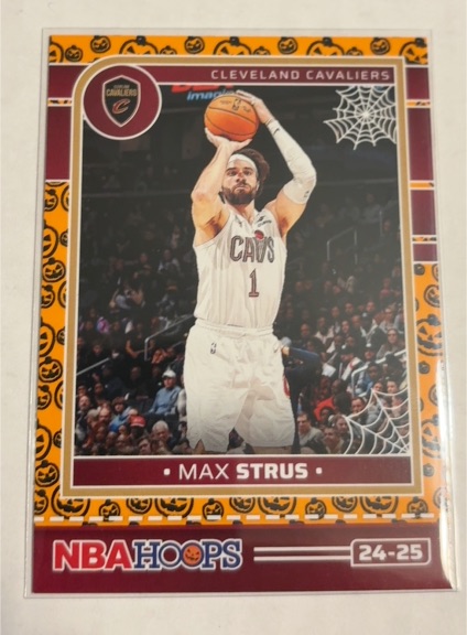 2024-25 Panini NBA Haunted Hoops #63 Max Strus — front