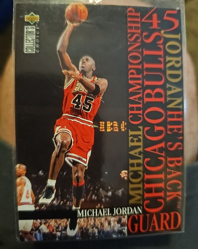 1995 Upper Deck Collector's Choice #M3 Michael Jordan He's Back — front