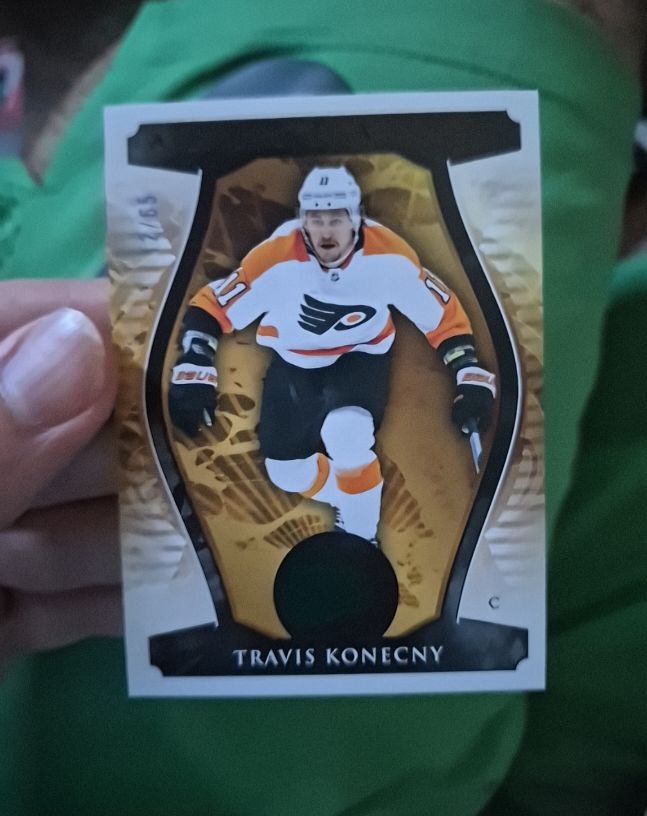 2023-24 Upper Deck Artifacts #106 Travis Konecny — front