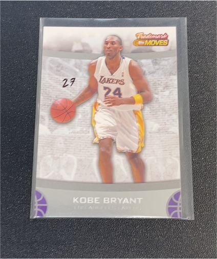 2007-08 Topps Trademark Moves #24 Kobe Bryant — front