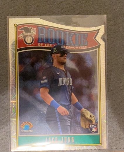 2025 Bowman Chrome #ROY-8 Jace Jung Rookie of the Year Favorites Mojo Refractor — front