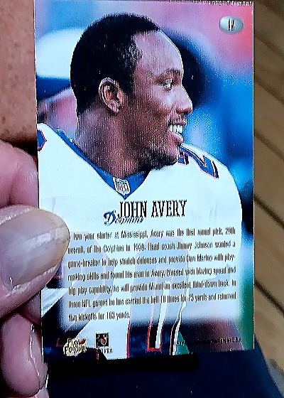 1998 Playoff Momentum #201 John Avery — back