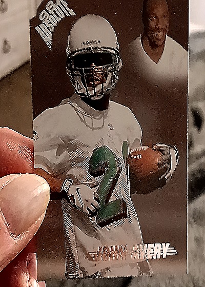 2001 SkyBox John Avery #2 — front