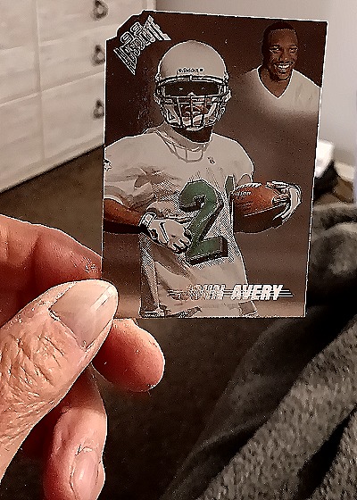 1998 Playoff Impact #75 John Avery — front
