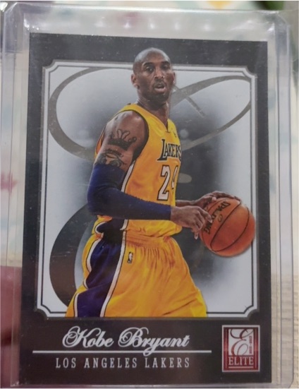 2012-13 Panini Elite #1 Kobe Bryant — front