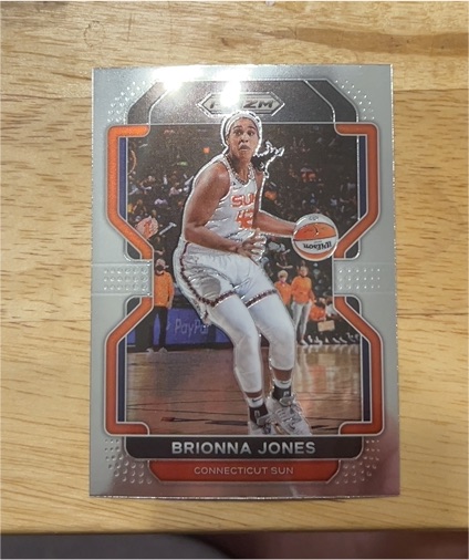 2022 Panini Prizm WNBA #131 Brionna Jones — front