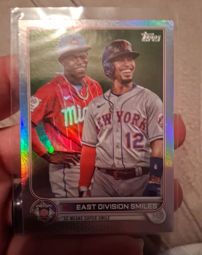 2022 Topps Series 1 #98 NL East Division Smiles Jazz Chisholm Francisco Lindor — front