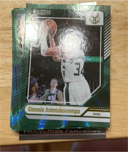 2024-25 Donruss #172 Giannis Antetokounmpo — front