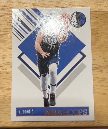 2024-25 Panini NBA Hoops #281 Luka Dončić Tribute Dallas Mavericks — front