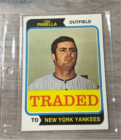 1974 Topps Traded #390T Lou Piniella — front