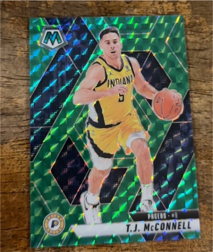 2024-25 Panini Mosaic #129 T.J. McConnell — front