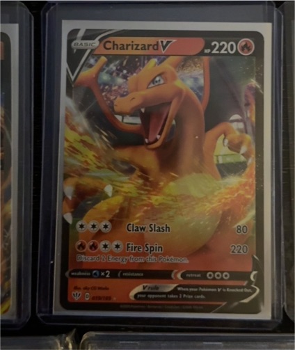 2020 Pokémon Sword & Shield Darkness Ablaze #019 Charizard V — front