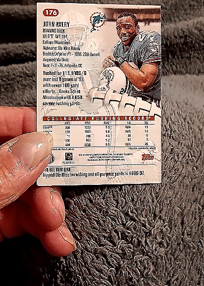 1998 Topps #176 John Avery — back