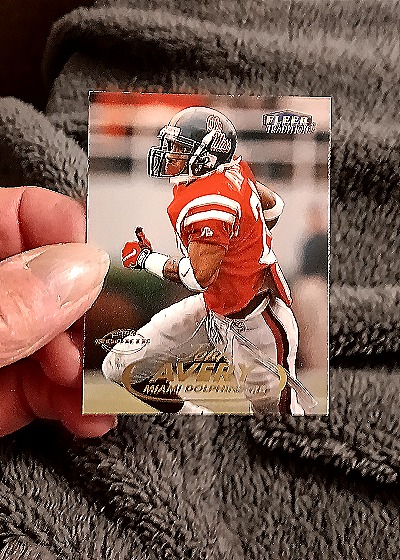 1999 Fleer Tradition #88 John Avery — front