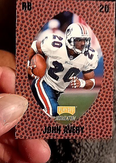 1998 Playoff Momentum #12 John Avery — front