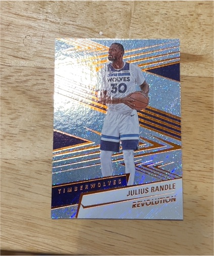 2024-25 Panini Revolution #90 Julius Randle — front