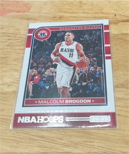 2024-25 Panini NBA Hoops #129 Malcolm Brogdon Wizards — front