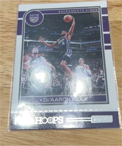 2024-25 Panini NBA Hoops #111 De'Aaron Fox — front