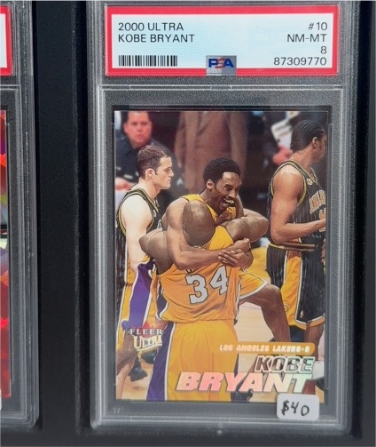 2000 Fleer Ultra #10 Kobe Bryant — front