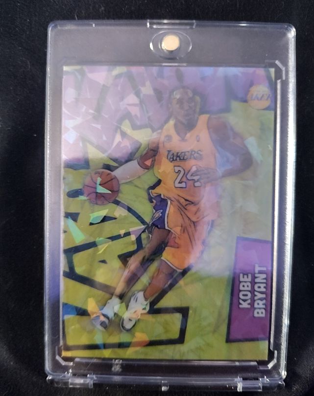 1997-98 Topps Finest #24 Kobe Bryant — front