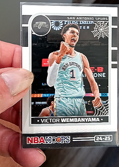 2024-25 Panini NBA Hoops Haunted Hoops #70 Victor Wembanyama — front