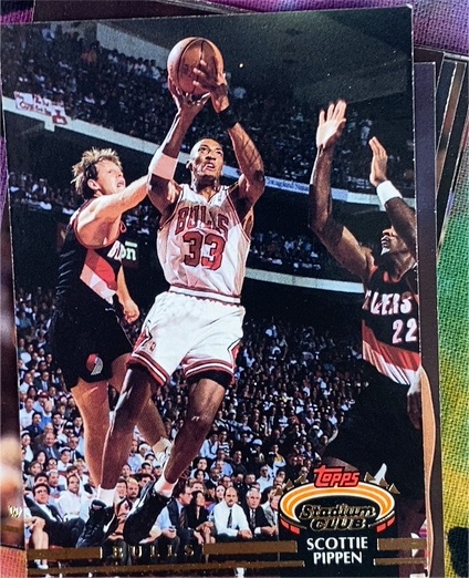 1992-93 Topps Stadium Club #367 Scottie Pippen — front